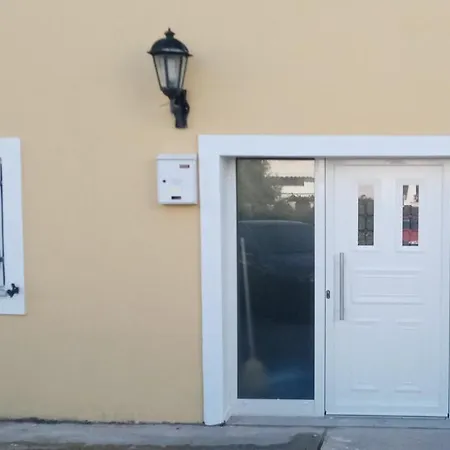 Casa John * Alepou